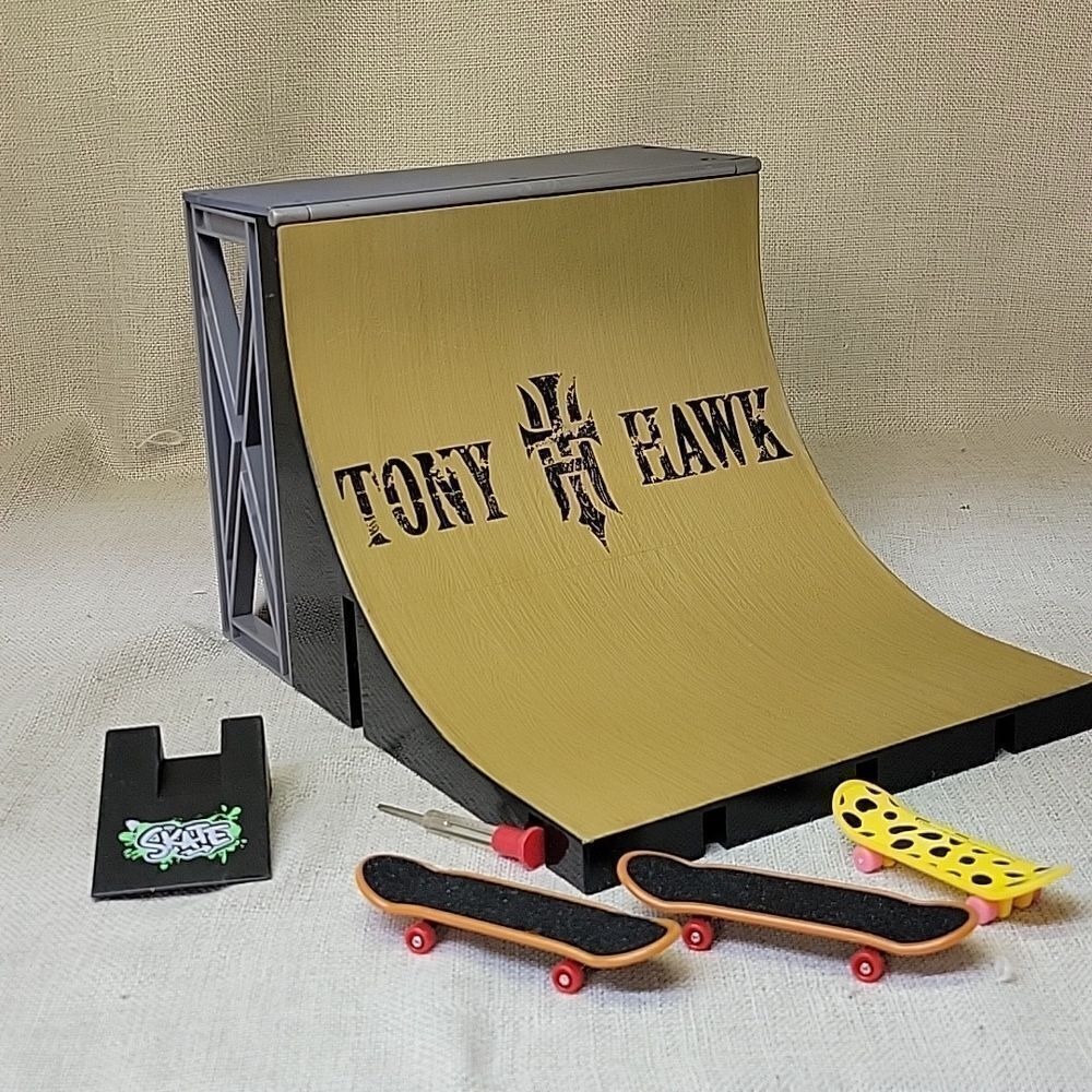 Tech Deck Skateboard Tony Hawk Vert Ramp Playset Toy‎ Spin Master 2007